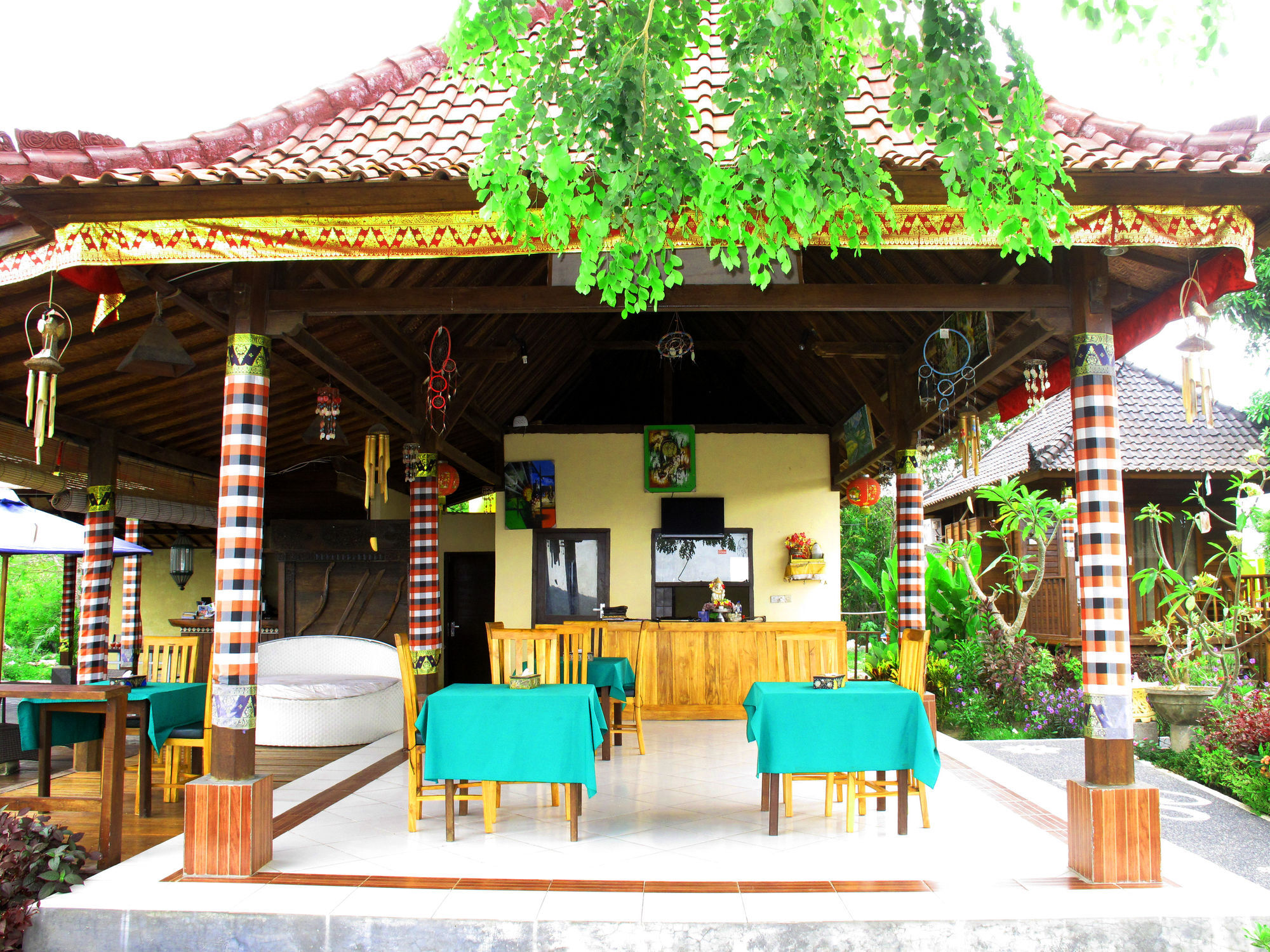 Hotel Dmas Huts Lembongan Exterior foto