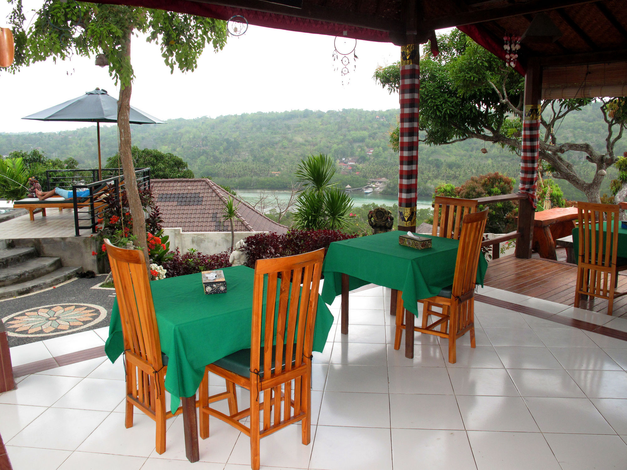 Hotel Dmas Huts Lembongan Exterior foto