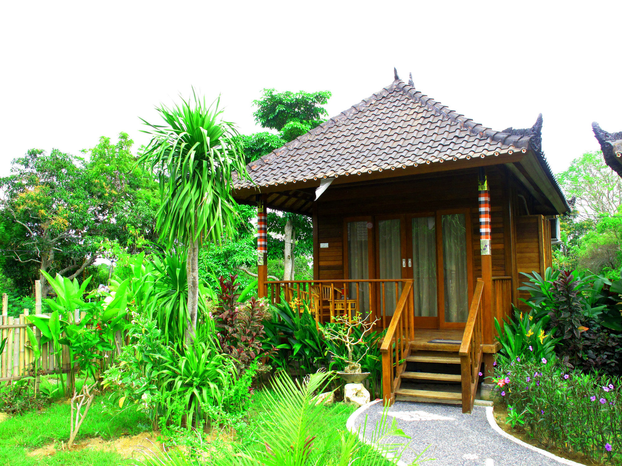 Hotel Dmas Huts Lembongan Exterior foto