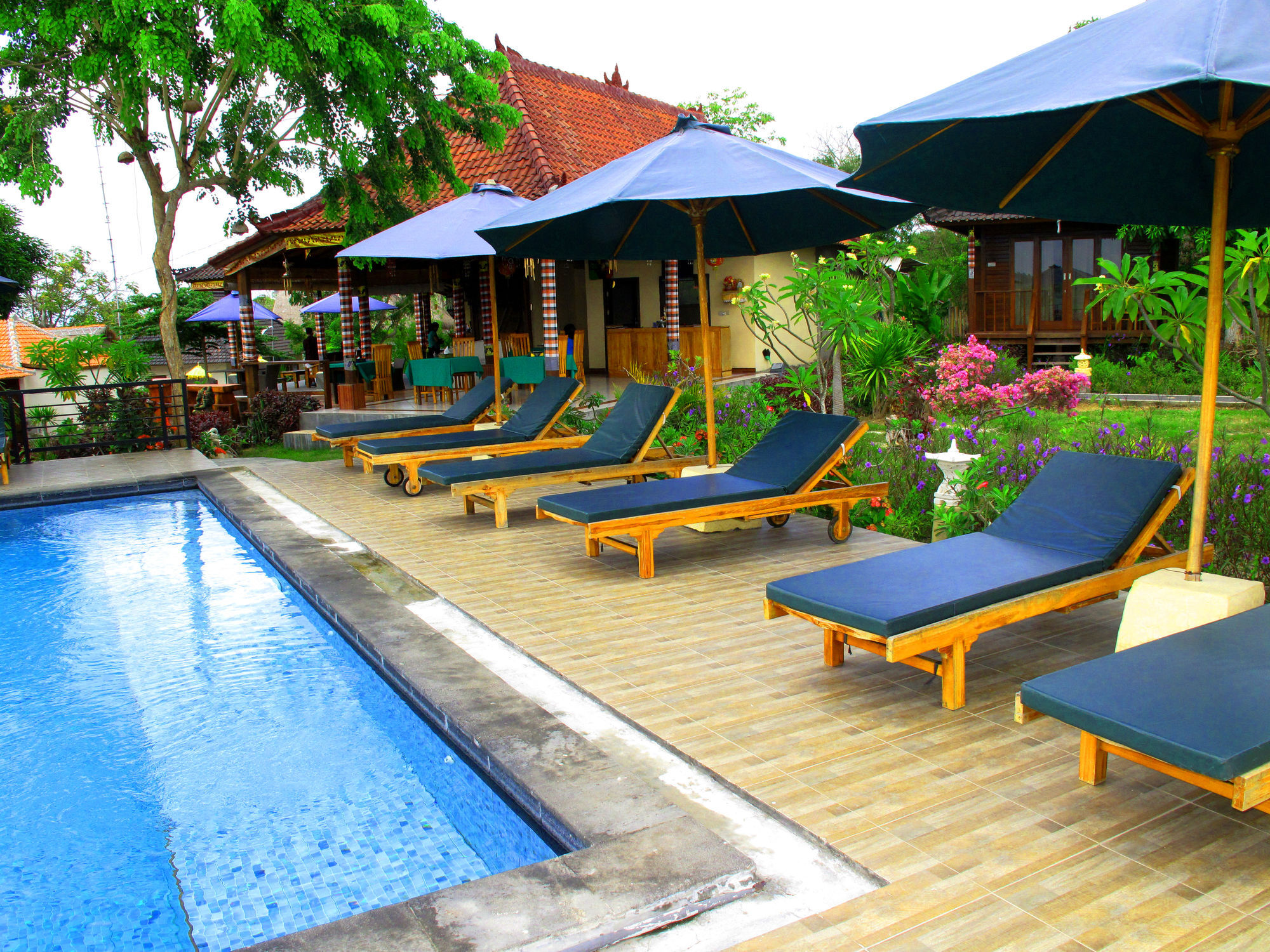 Hotel Dmas Huts Lembongan Exterior foto