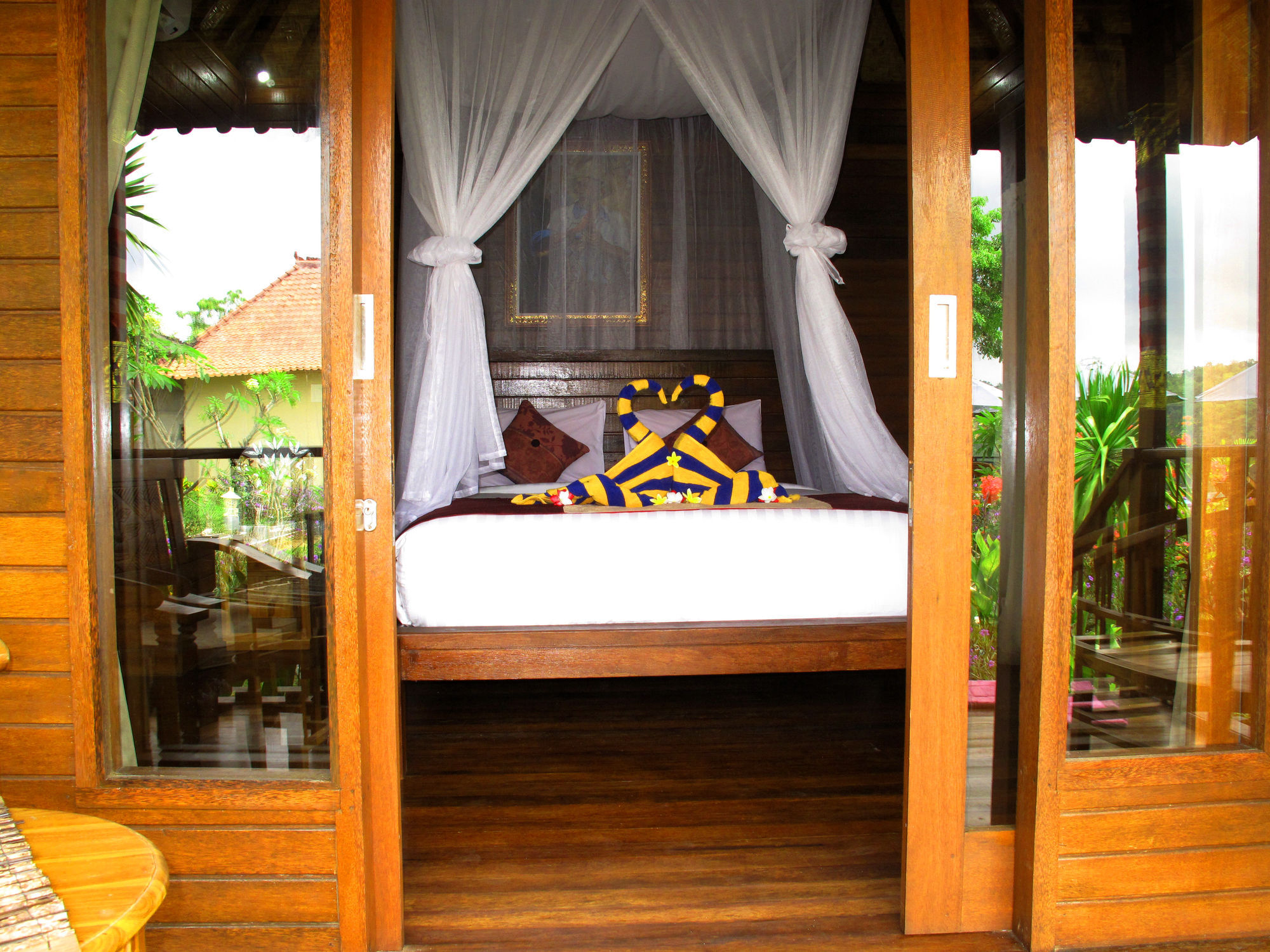 Hotel Dmas Huts Lembongan Exterior foto